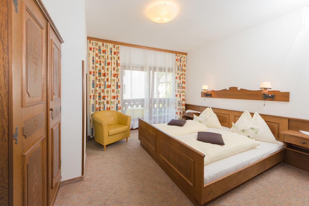 Gastehaus Soldanella Hotel Ramsau am Dachstein Værelse billede